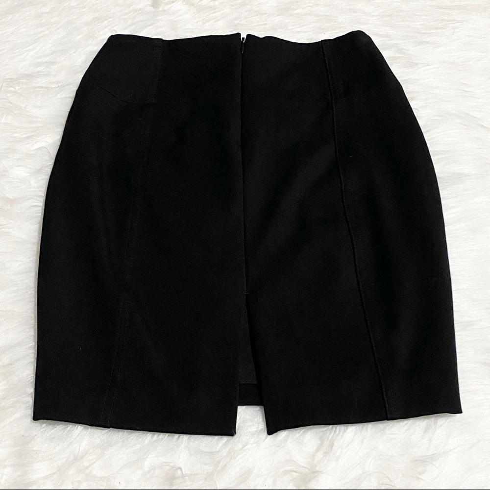 Express Black Pencil Skirt - Picture 2 of 7